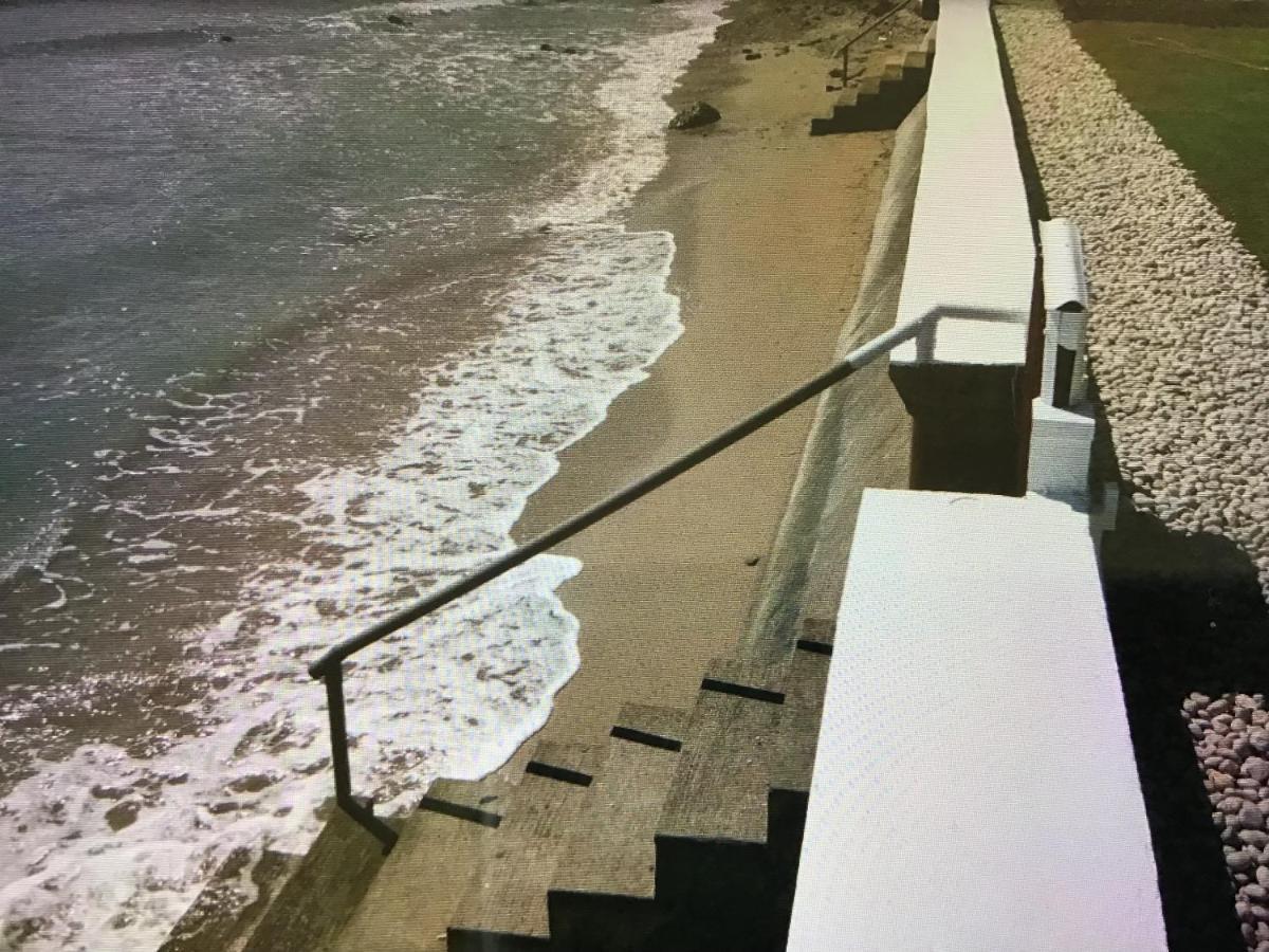 Bamboobeachvilla1 Ac New Oceanfront Pool Sunsetview Garden Kitchen Satellite Starlink Wi-Fi Dimiao Exterior photo